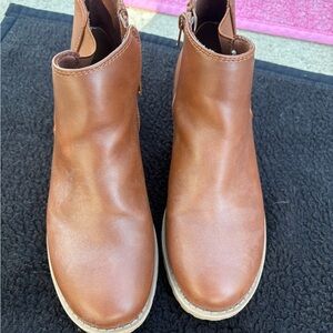 Sonoma Brown Ankle Boots